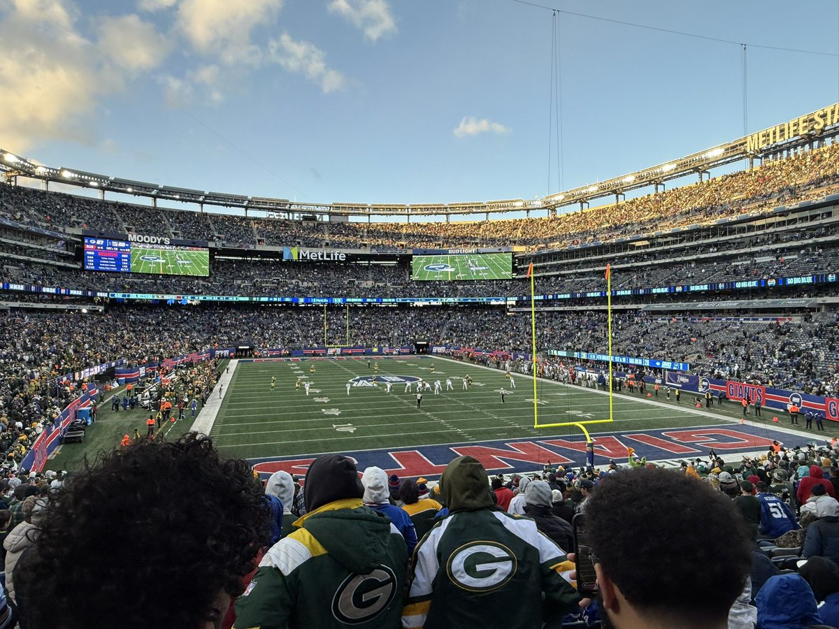 TheNYGiantsWin's tweet photo. No, Giants lost 27-20 #NYGiants #GoPackGo https://t.co/xoDuW4qBSp