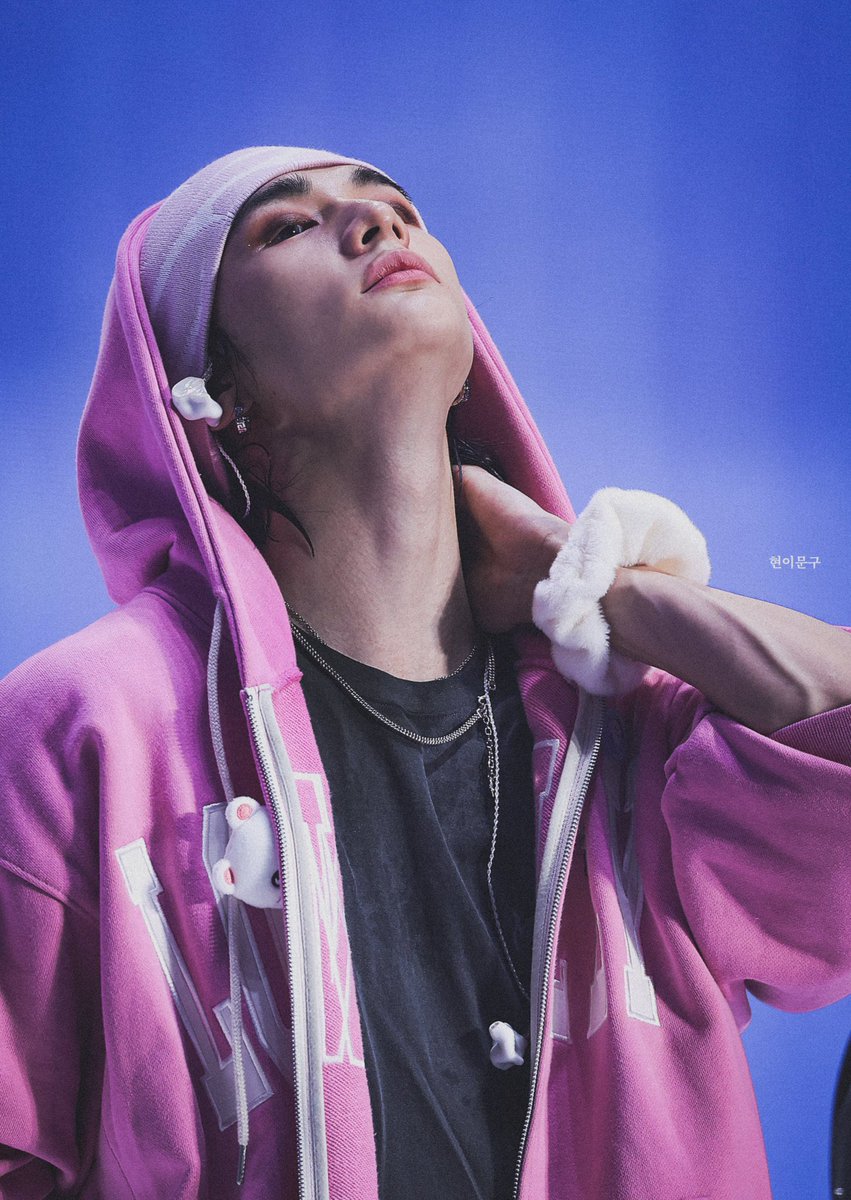 リリ ‎•᷄ࡇ•᷅· (@Hyunjin2305) / Posts / X