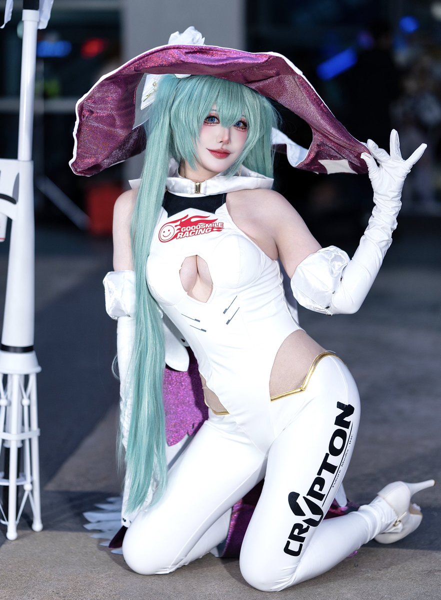 Ranpy0's tweet image. 25.11.16 G-STAR
레이싱미쿠 (2024 Ver.)
@riri_thisway 
🔮🏁
🥰🥰🥰

#Cosplayer #初音ミク