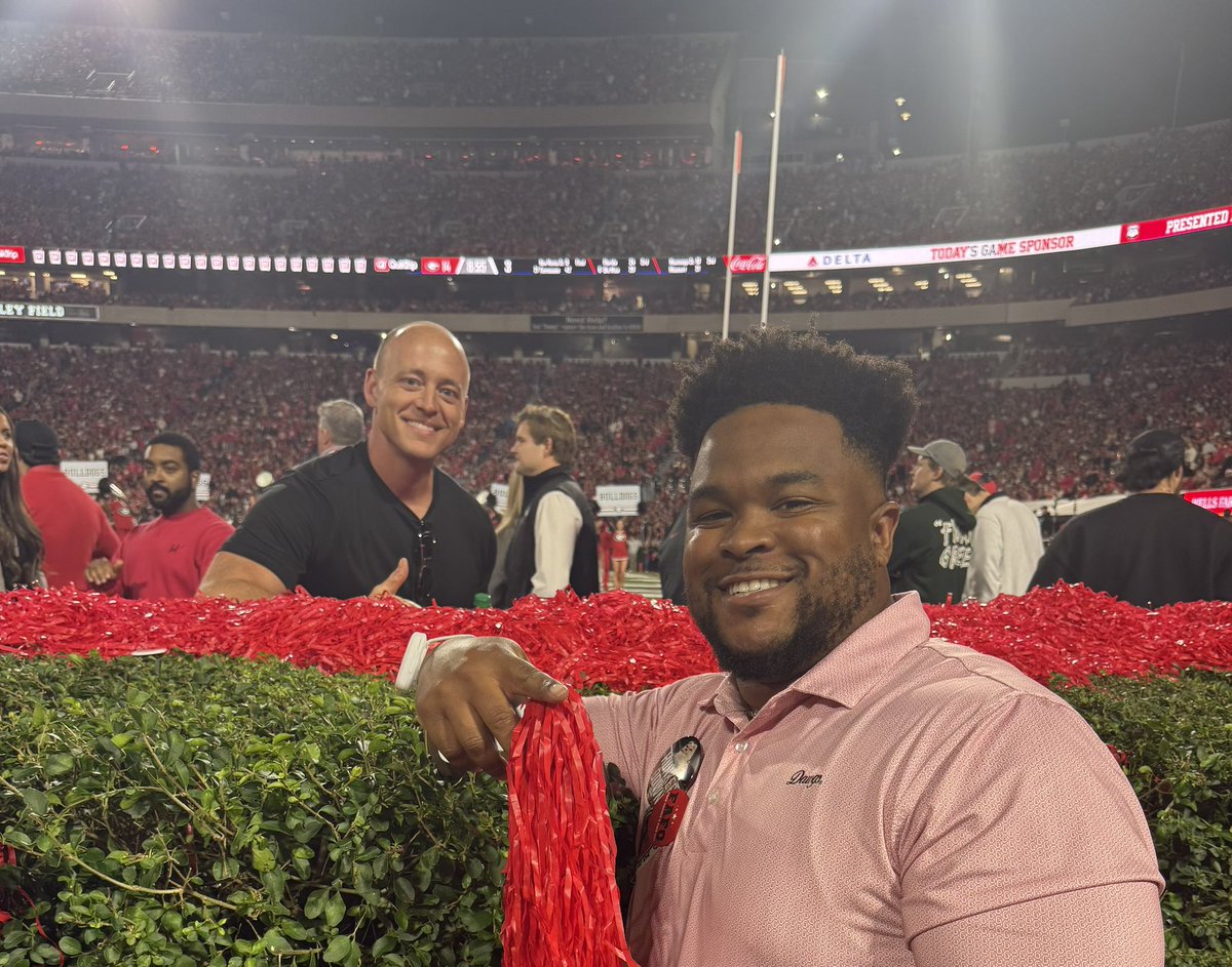 Ashton Solomon🐶 tweet media