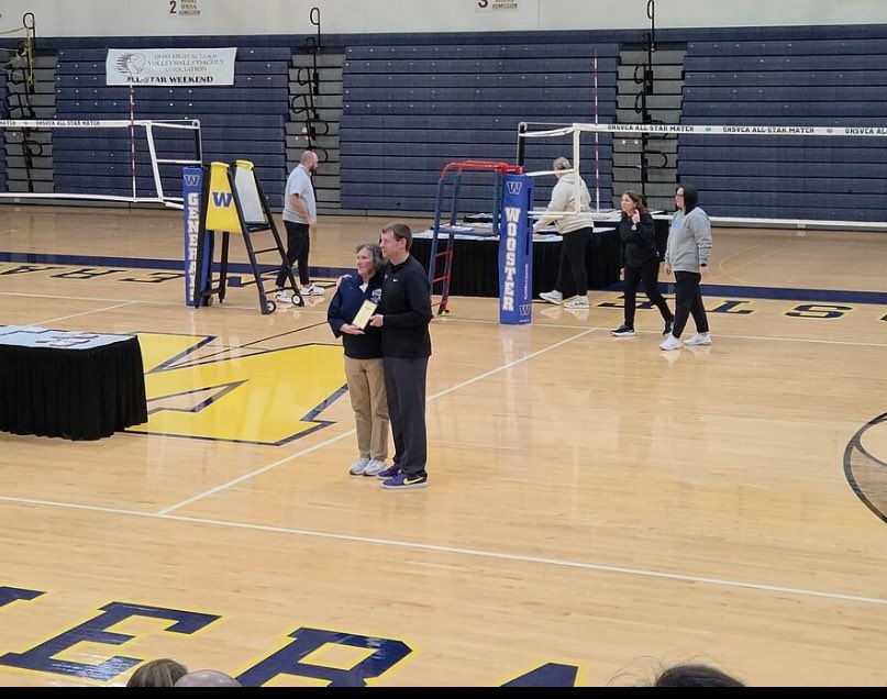 BCBulldogsVB's tweet image. Fun day at the State All-Star game! Picking up awards and participating in the game💜🏐💛