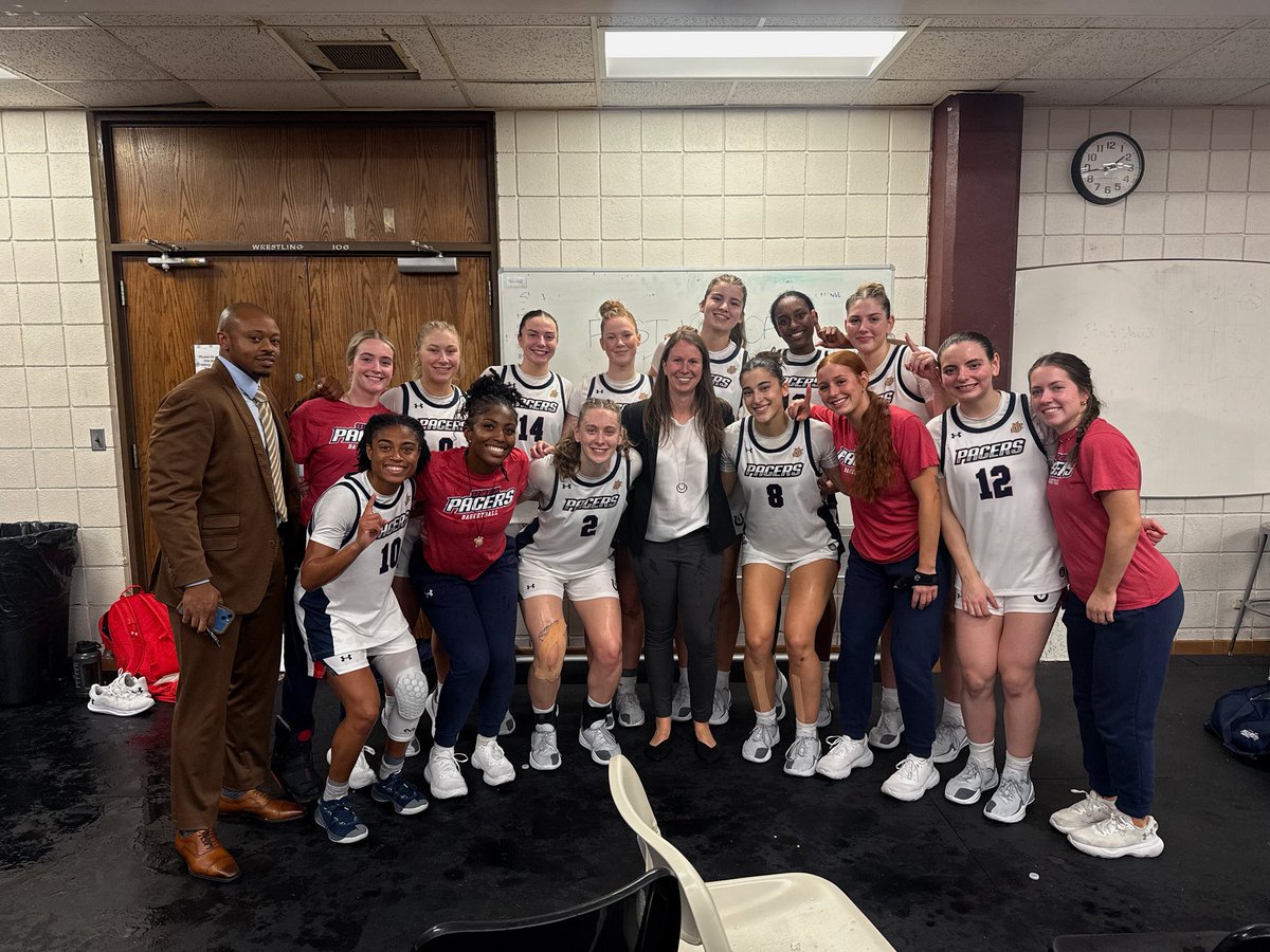 USCAWBB's tweet photo. Congratulations to our Coach @BBatts_ on her 1st career Win! https://t.co/8nVrFMuf5E