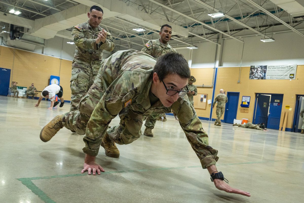 mistressM547's tweet image. The Army's Future Soldier Preparatory Course was another initiative cited in helping surpass the recruiting goals. To date, nearly 7,000 Army National Guard recruits have successfully entered basic training through the future Soldier course.