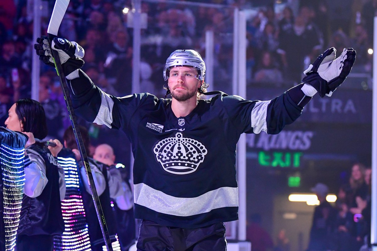 BR_OpenIce's tweet image. The Kings have extended Adrian Kempe on an 8 year deal with an AAV of $10.625M  per @FriedgeHNIC 💰