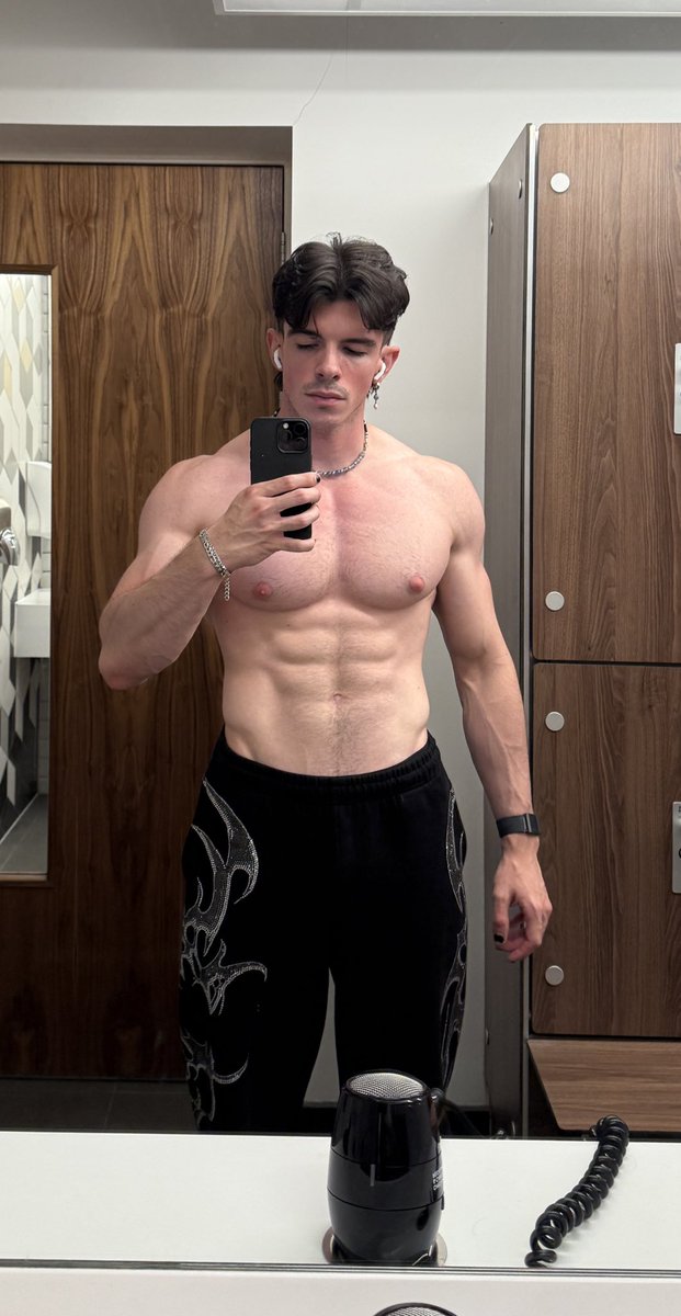 Oh… I forgot about him 🥺