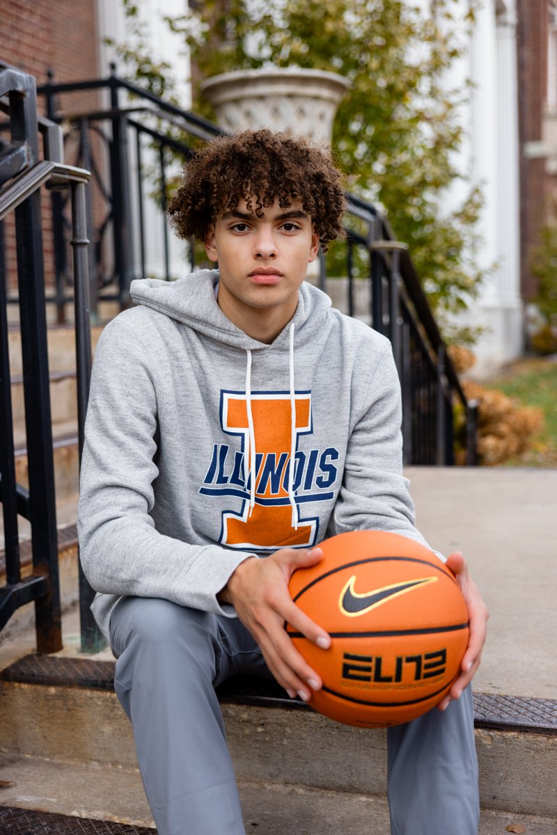 CharlieHustleCo's tweet photo. We're excited to welcome @KeatonW34 to Team Hustle!
Keaton Wagler has established himself as one of the premier collegiate Freshman basketball players in the nation, earning four-star status and recognition as the No. 1 player in Kansas for the Class of 2025.
A two-time Kansas Class 6A Player of the Year and the 2025 Gatorade Kansas Player of the Year, Wagler’s elite scoring touch, sharp playmaking, and relentless drive have made him a proven winner and one of the most complete guards in the country.
#TeamHustle
