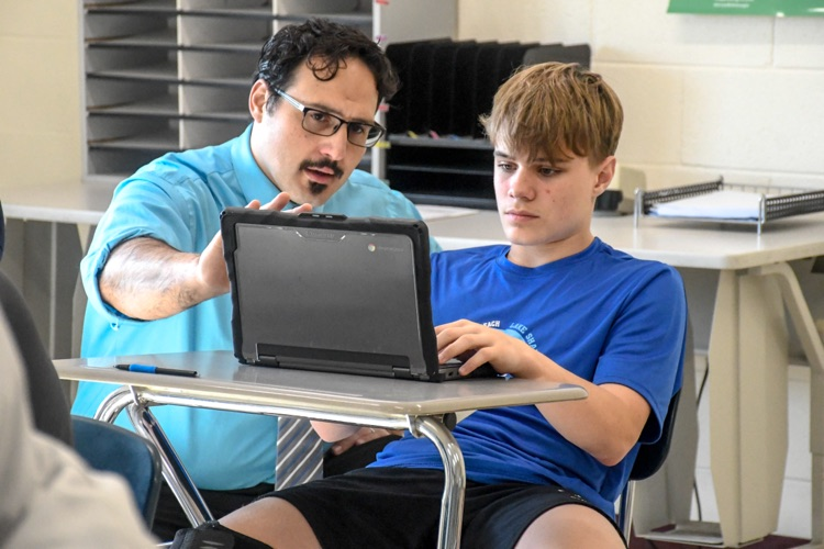 Students in Mr. Salvidar's class are making their own digital cookbooks and are filling them in with recipes!

If your child is doing this project, don't hesitate to share your best recipes at home. In fact, it can be a chance for them to cook dinner this time!

#CardinalCulture