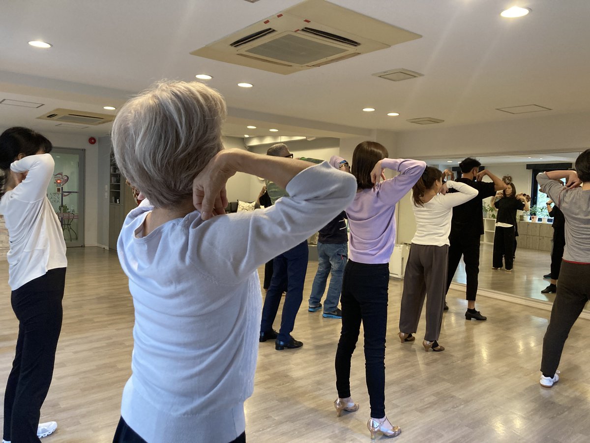 ogawadance's tweet image. オガワダンススタジオ
&amp;amp;DanceサークルK企画
One-Day   WORKSHOP
『はじめての社交ダンス』

沢山のお客様にご参加いただきました！
ありがとうございました✨

次回は12月7日（日）開催です！
初めての方も是非✨

#横浜 
#健康増進 
#運動