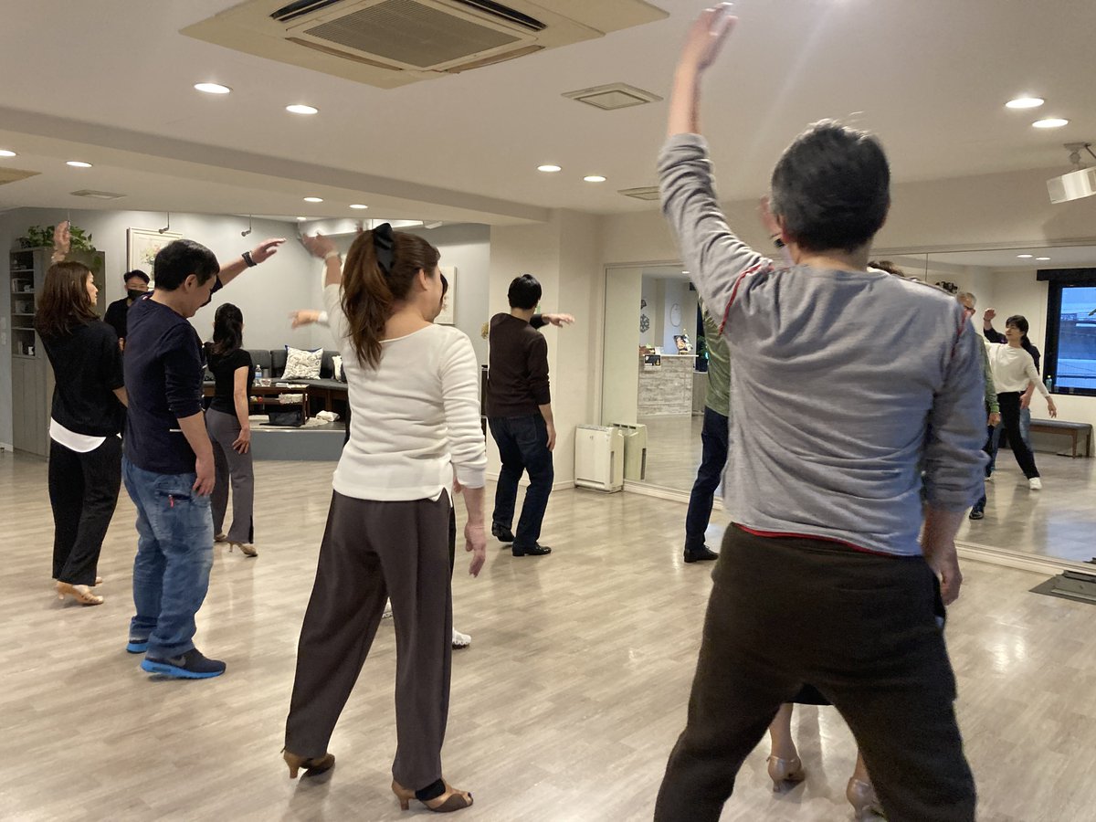 ogawadance's tweet image. オガワダンススタジオ
&amp;amp;DanceサークルK企画
One-Day   WORKSHOP
『はじめての社交ダンス』

沢山のお客様にご参加いただきました！
ありがとうございました✨

次回は12月7日（日）開催です！
初めての方も是非✨

#横浜 
#健康増進 
#運動