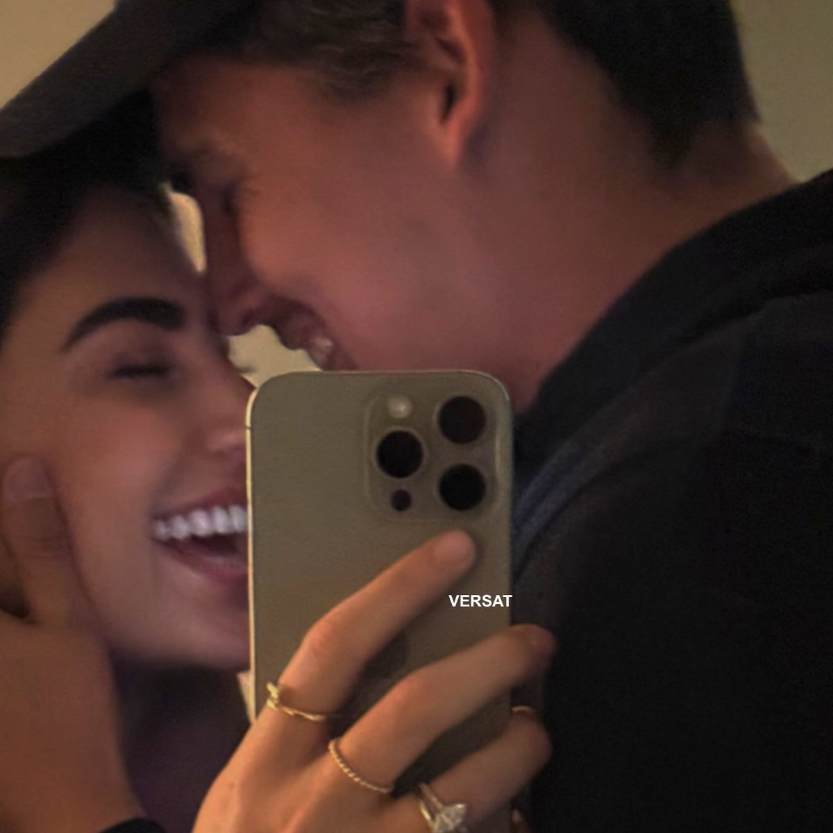 versatgifs's tweet image. 