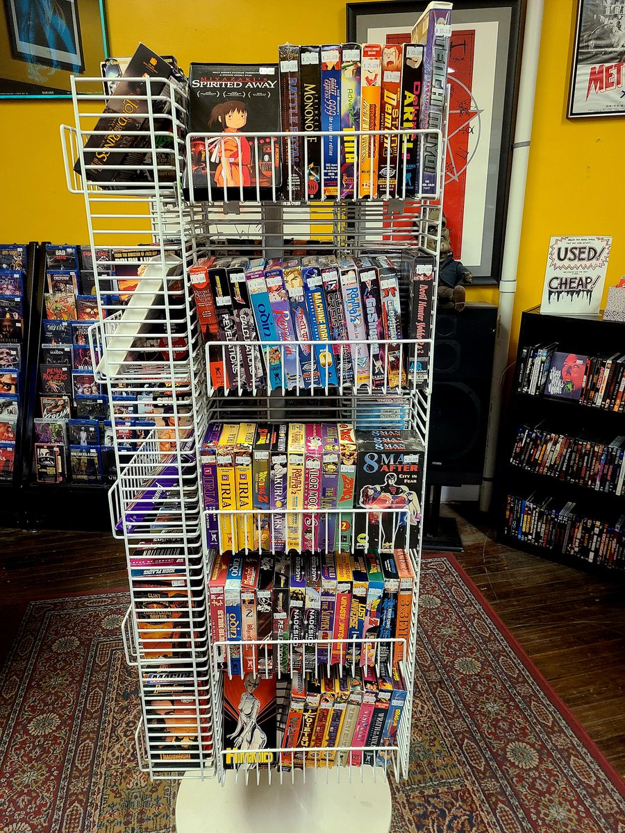 Bucket O'Blood tweet media