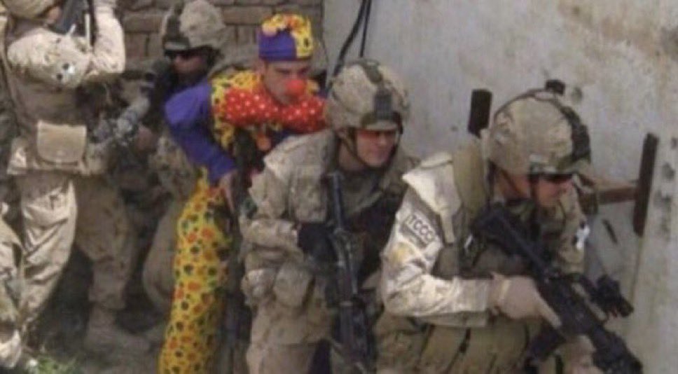 موجود وبرونو لا 😂😂