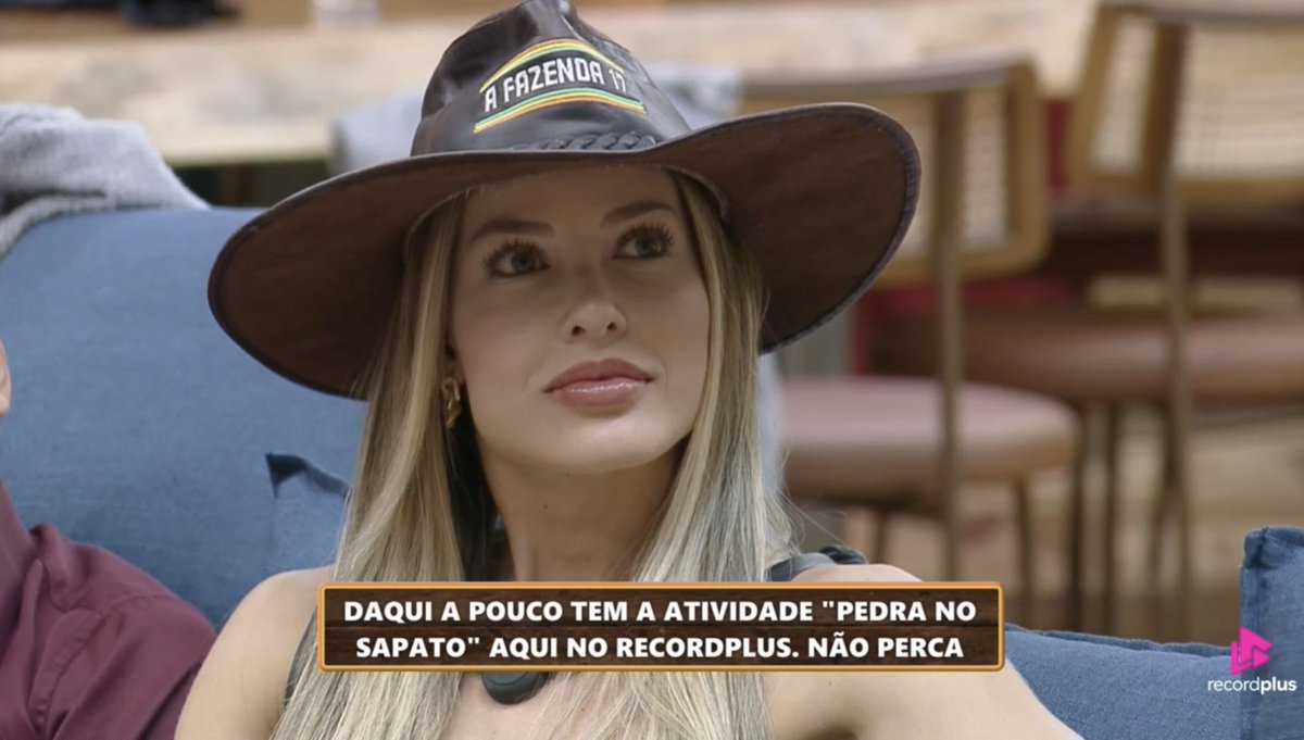 raituita_'s tweet image. o face card impecável ❤️ #TeamSaory #AFazenda