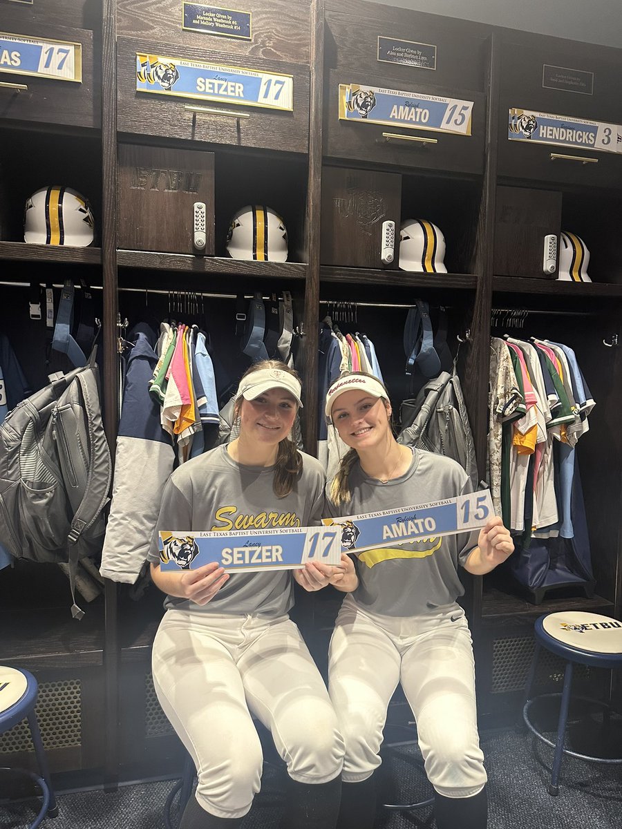 LaneySetzer17's tweet photo. Had an amazing time this weekend at @ETBU_Softball and Letourneau University! Thank you @JanaeShirley for hosting a great camp, I enjoyed seeing the beautiful campus and softball facilities. I love the program and amazing environment! https://t.co/FjoMvBpgWD