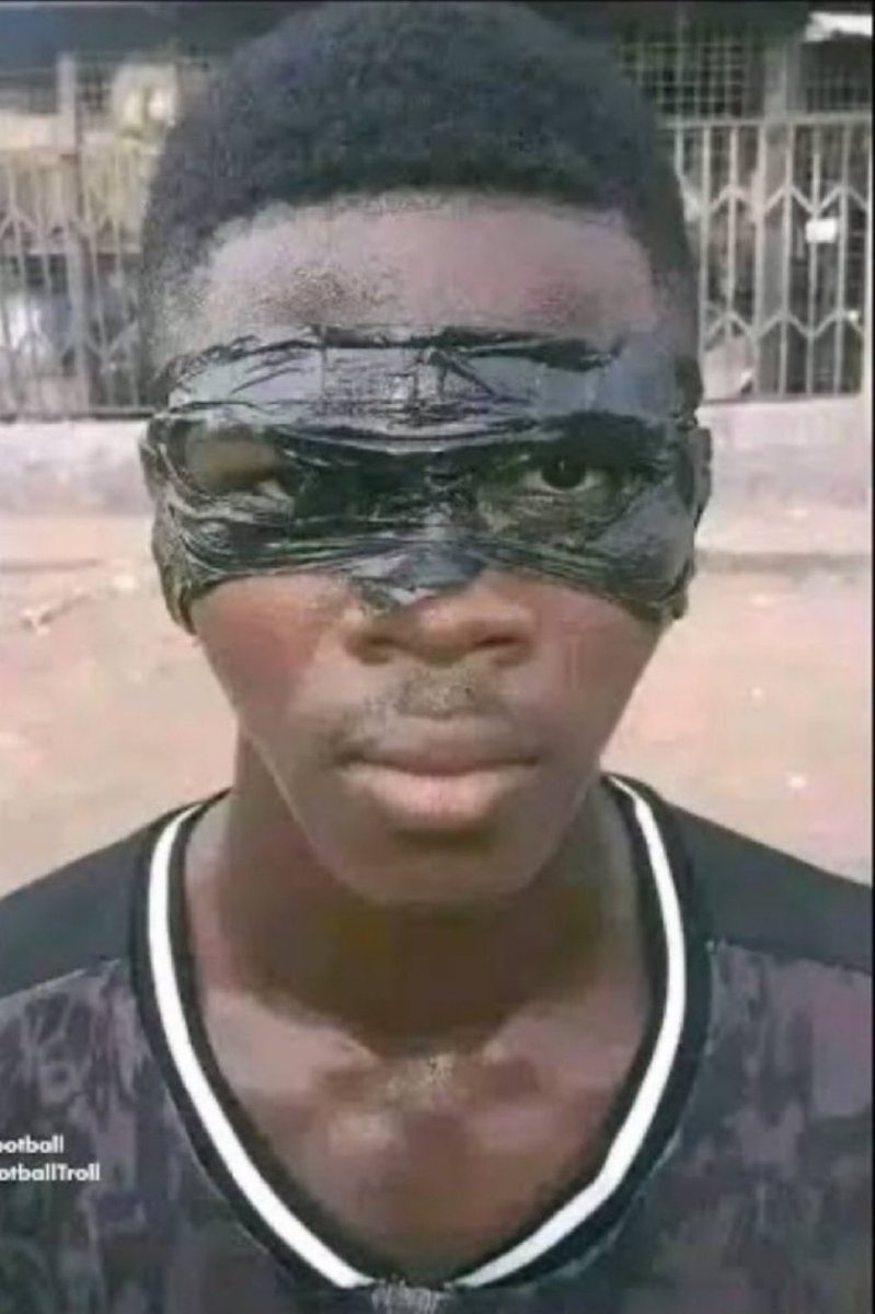 Loner_gets's tweet image. Osimhen when Nigeria really needs him.