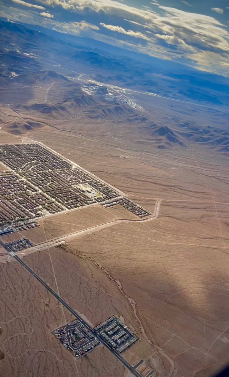 Listened to the new <a href="/Wale/">Wale</a> on my 3-hour flight back from Vegas to H-town. 

The artistry &amp; the penmanship is unmatched and has to be appreciated. 

Whew listening to Survive flying over mountains is more than a vibe.