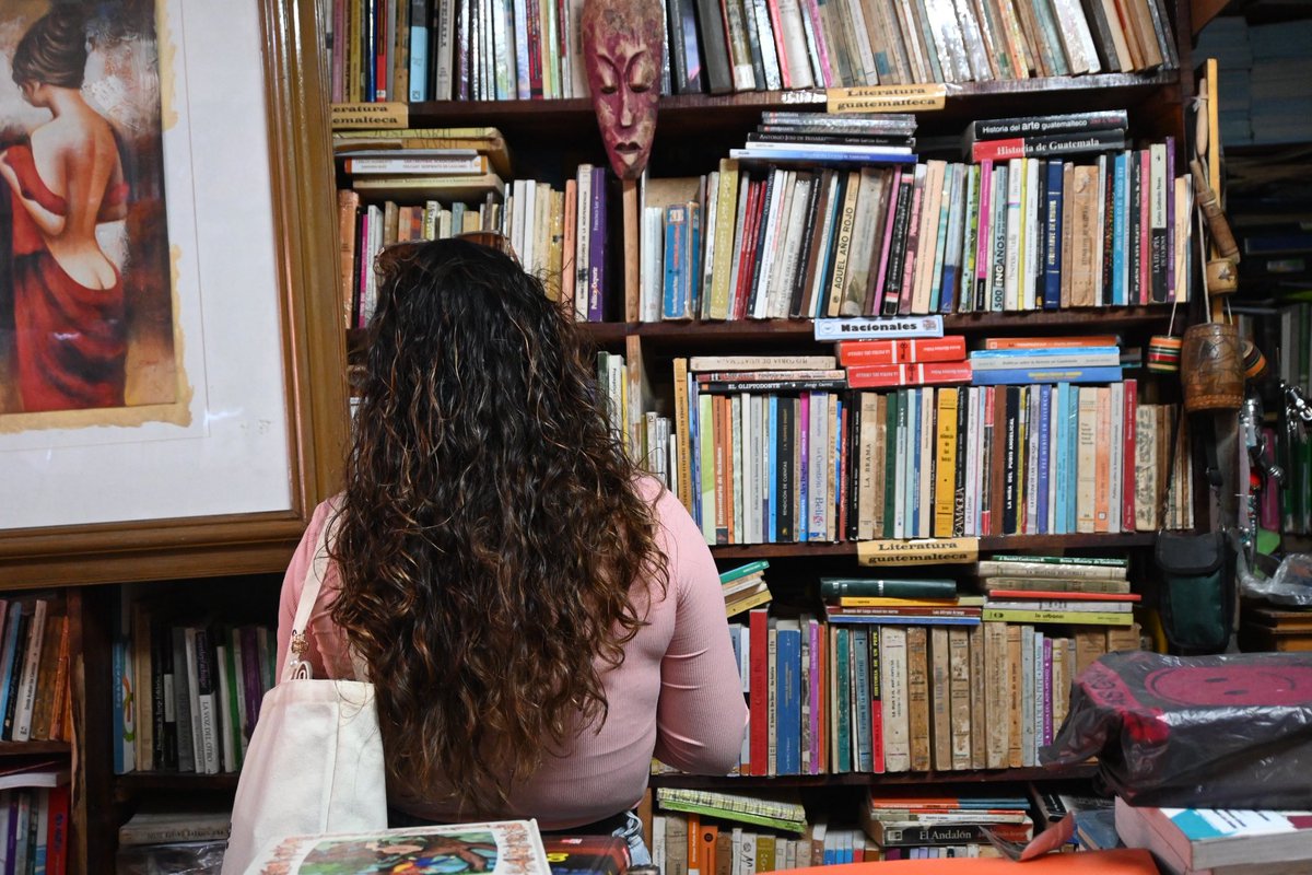 Nuestro recorrido de librerías de este sábado 15. 📚✨

🗓️ Próxima fecha: 29 de noviembre