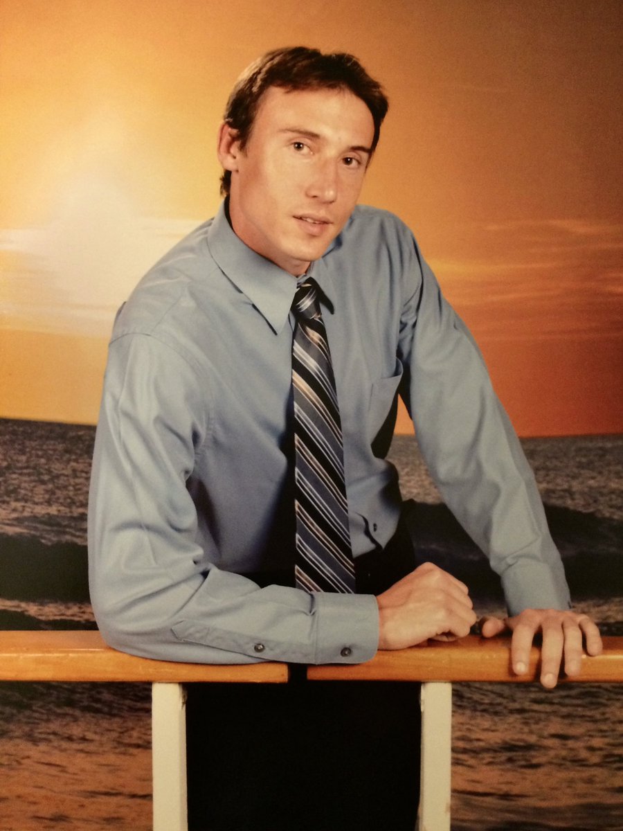 ReadJThompson's tweet image. Throwback photo from a forgotten year…

#jeremythompson