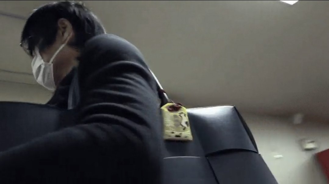 pinksushiiee's tweet photo. the little cat charm and the bag is so FREAKING CUTE HOW DARE YOU BE SO ADORABLE i'm gonna end it all😫🩷😫🩷😫 also the way i need to feast on his thick arm is not normal and then also KISS HIS CHEEK TOO BC WHO LOOKS THIS CUTE FROM THIS ANGLE😫🩷😫🩷 https://t.co/XMJTeVhUuB