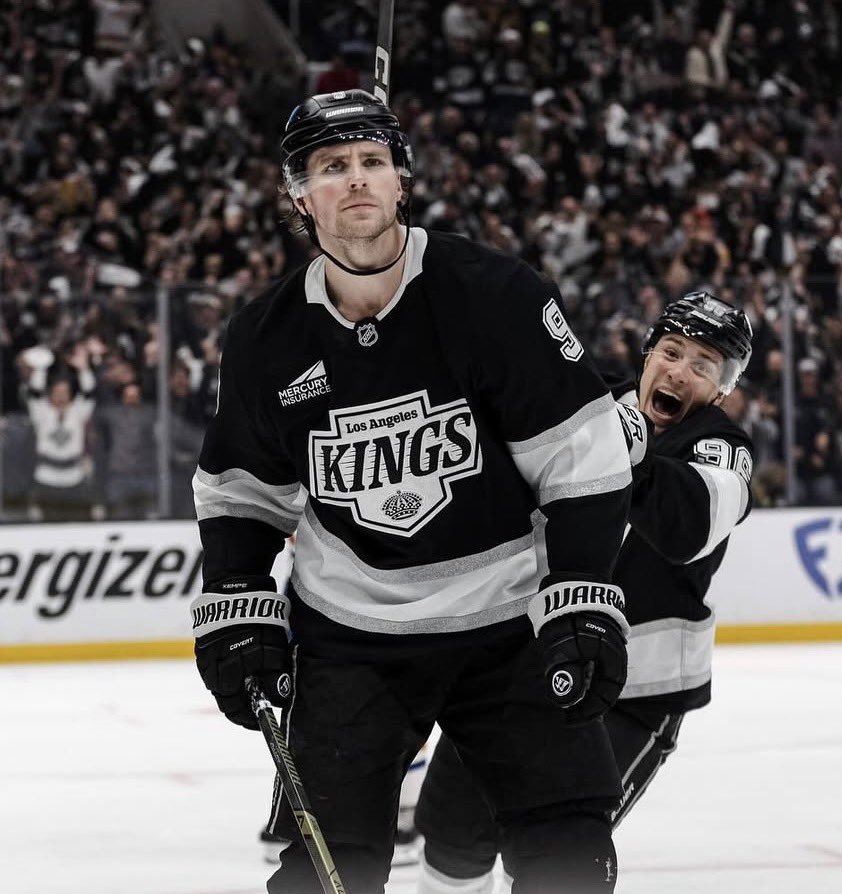 NoContxtLAKings's tweet photo. https://t.co/xBFOqeYrF2