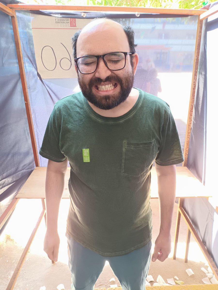 pedropipopinto's tweet photo. Eso es la Elección. ¿Deber Cívico Cumplido? ¡Ya Vote y Buen Cambio! 🗳️🇨🇱 @cmpuentealto @mpuentealto #cívico #vota #voto #votación #Elecciones #Elecciones2025 #eleccionespresidenciales #eleccionesparlamentarias #liceocomercialdepuentealto #puentealto #SantiagodeChile #Chile https://t.co/PLviFoFxBo