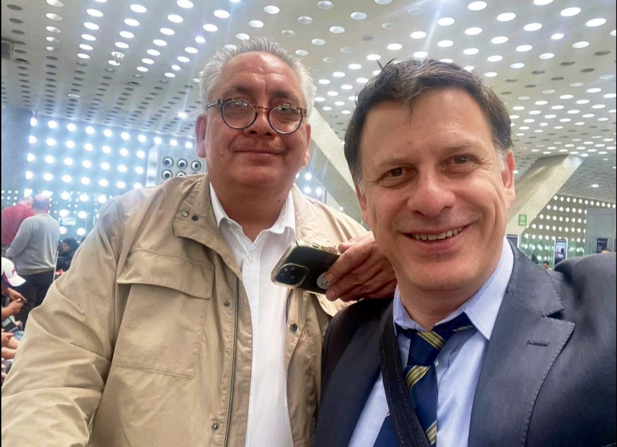 Estos son 2 integrantes de la generación Z, pero Z de Zánganos  vividores huevones y lo que se acumule😏