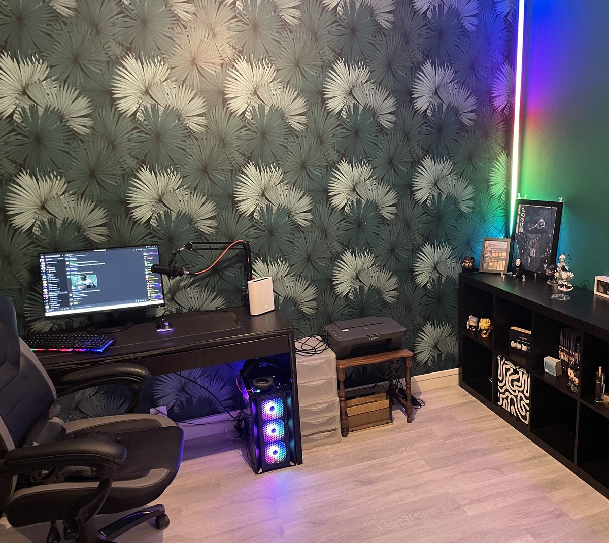 KunSolar's tweet image. Simple / efficace (manque le deuxième écran) 🙌🏼