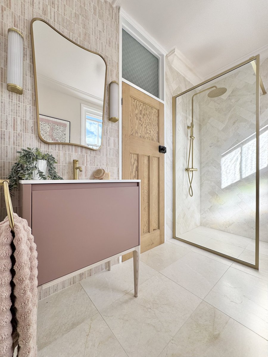 TheTapEndDesign's tweet image. This pink project was posted to our Instagram earlier today and it is getting a lot of love there 💞 Search us to see more from this #Cardiff shower room!