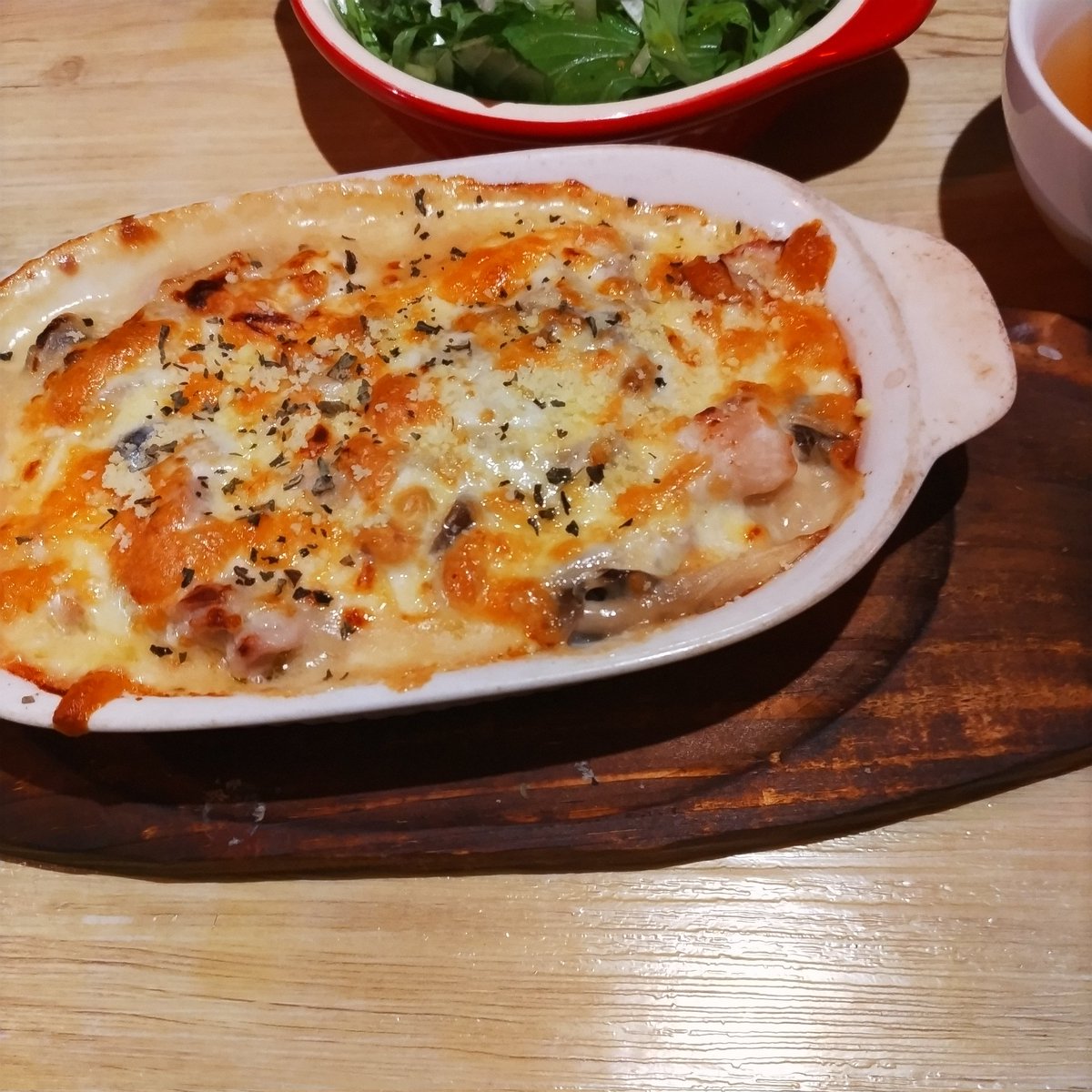 MasterofPorto's tweet photo. 本日のスペシャルランチ
アツアツおでんと唐揚げ定食

チーズたっぷりドリア
です。
ご来店お待ちしてます https://t.co/ScxFLD8KqY