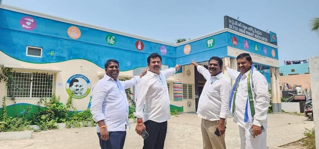 chicagobachi's tweet image. Ganta Srinivasa Rao ఇదిగో మా సెల్ఫీ ఛాలెంజ్ .
ఇవి విశాఖ ఉత్తర నియోజకవర్గంలో మా జగనన్న ప్రభుత్వంలో అభివృద్ధి చేసినవి

#YSJaganMarkGovernance 💐💐
#CMYSJagan #KKraju #selfiechallenge 
#YSRCongressParty