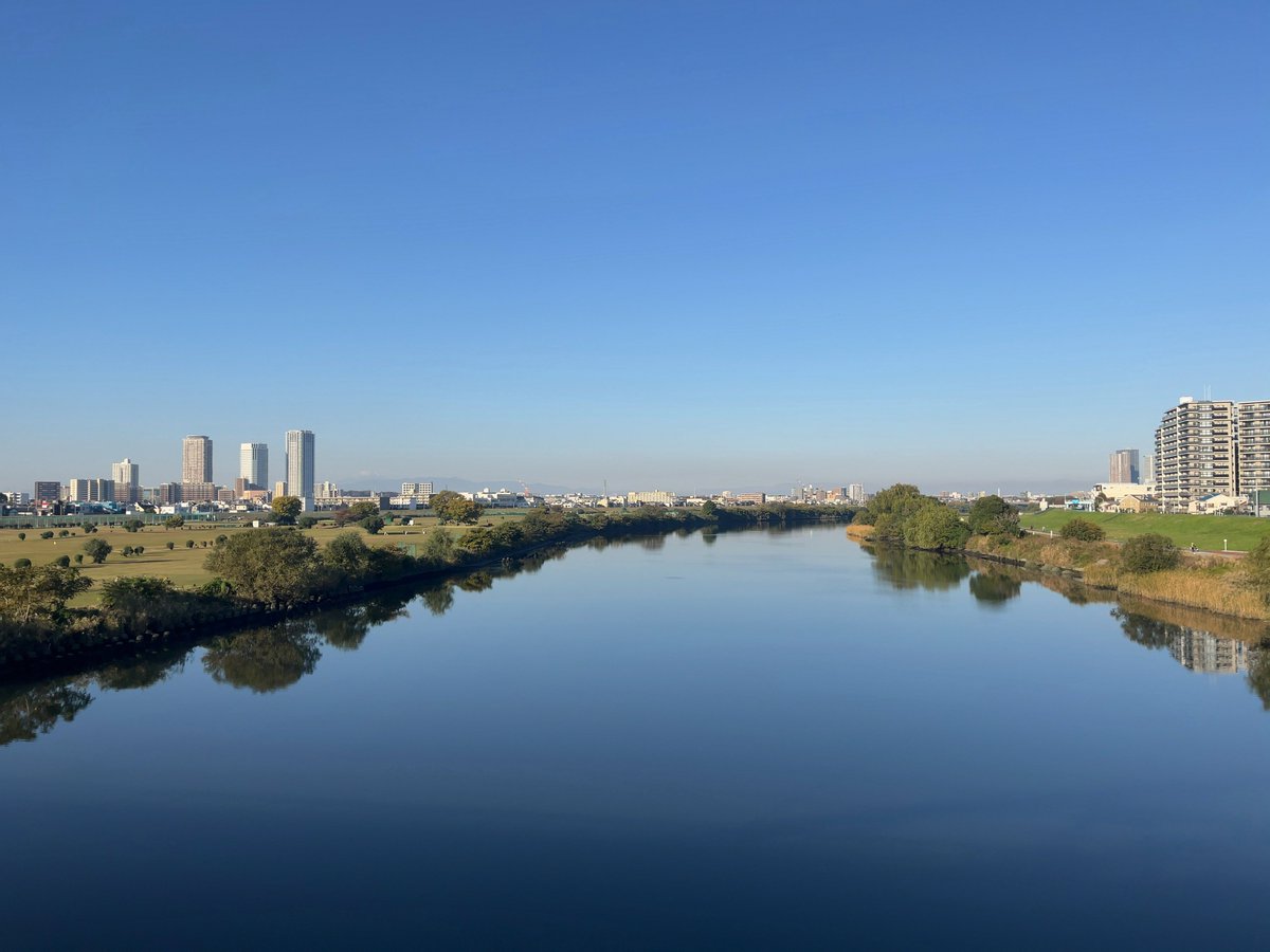 udon01410141's tweet image. 雲一つない青空