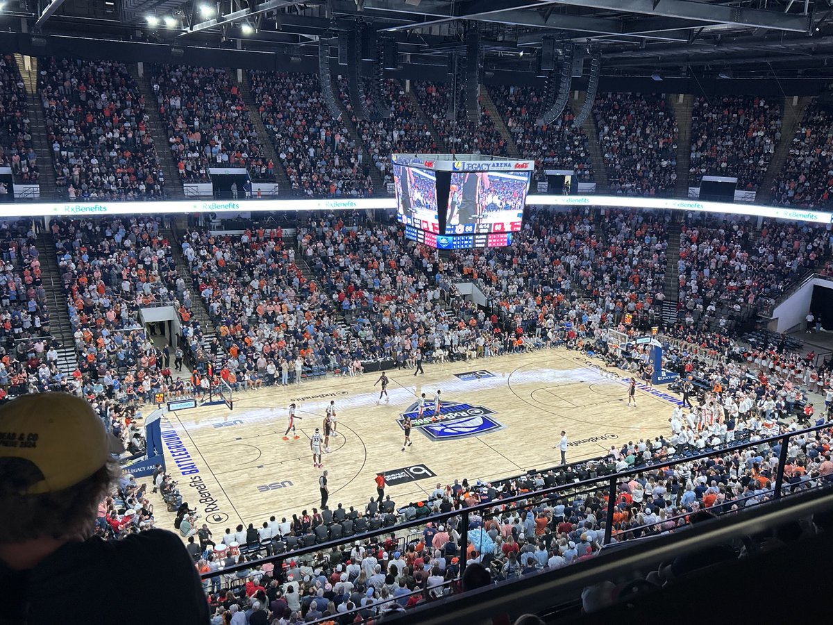 JaggardTech's tweet image. Very proud of how well Auburn played and Pettiford was the man today! War Eagle! 🧡🦅💙