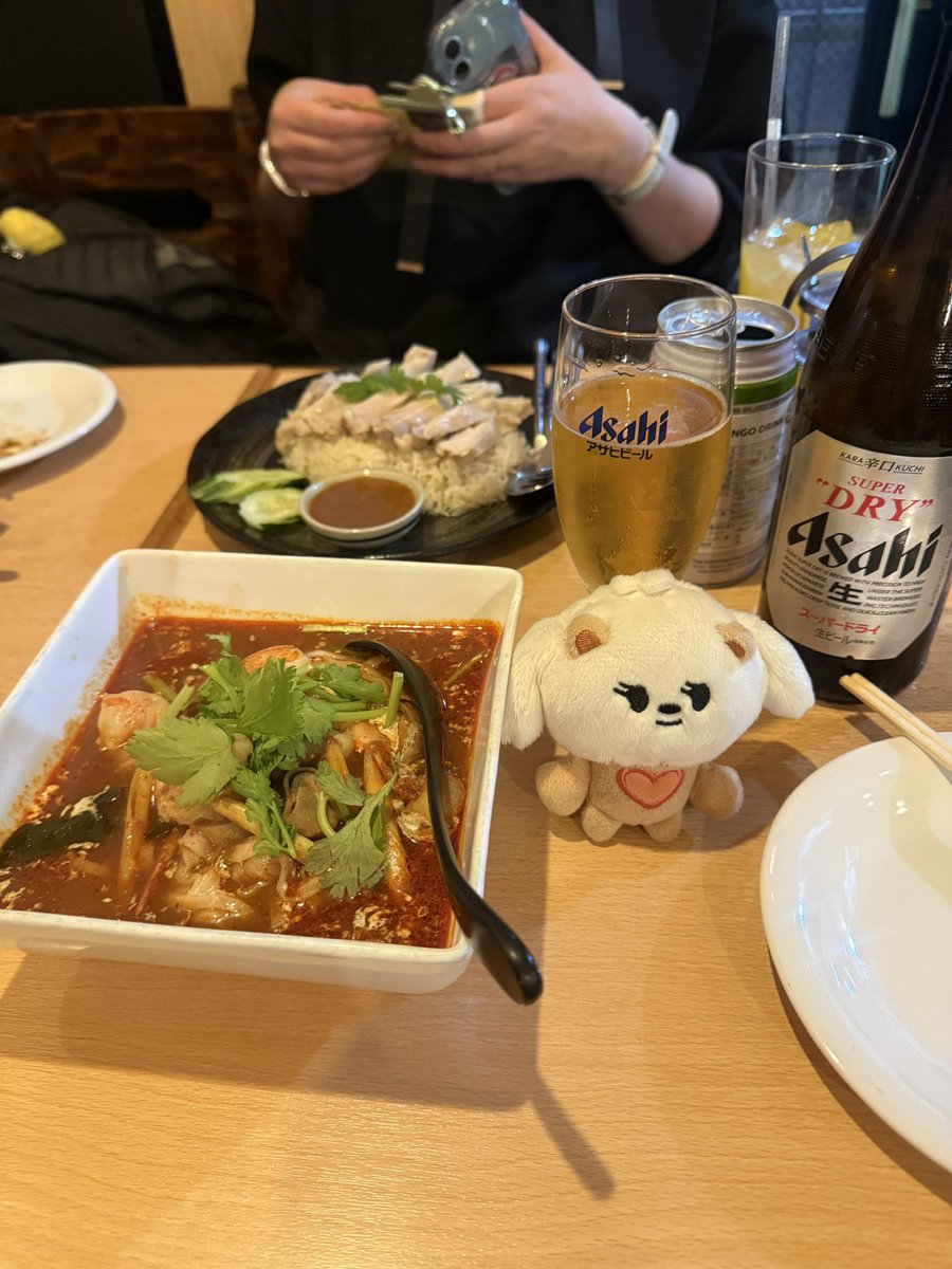 beom_82's tweet photo. おいしすぎるタイ料理屋🇹🇭
2回目の訪問だけどやっぱり絶品😋笑
孤独のグルメで出て来そうなお店
超おいしい！！！！！ https://t.co/OtUAlgIoYV