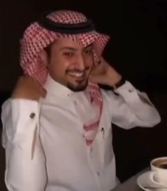 itsbyn's tweet image. اخ للحين اضحك