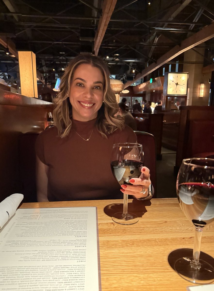 Birthday dinner for the wifey <a href="/mgav18/">MrsMando</a> You all have a great night!!!