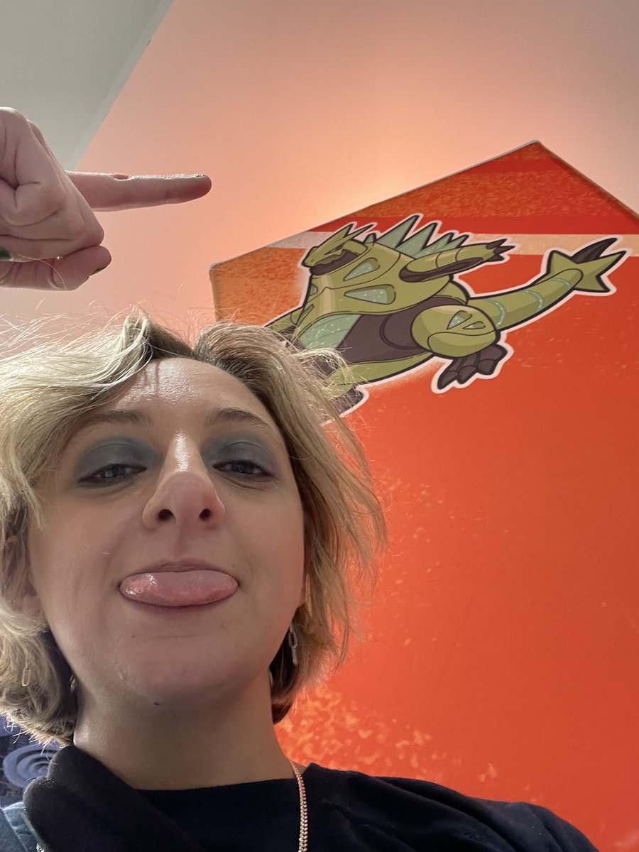 Got 296th in Las Vegas with Iron Thorns Crustle!! 

<a href="/JoeMGardy/">TBG Joe 🔜 Vegas</a> suggested it as a last minute pivot so I cooked a list and sent it. Shoutout to <a href="/KHeracross/">TBG | King Heracross</a> for helping me with prep for weeks and <a href="/TeamBossForGame/">Tea Boss For Game 🍵</a> for being so supportive! 

+40CP (102CP)
+9 packs
+777 on the slots🤑