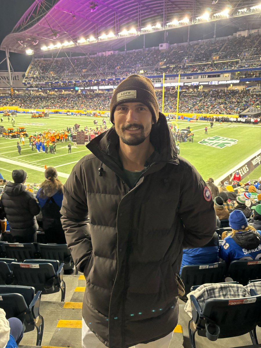 Three-Time Vezina Trophy Winner and Hart Trophy Winner Connor Hellebuyck from the <a href="/NHLJets/">Winnipeg Jets</a>  is here! 

🗓️: 112th #GreyCup LIVE NOW
🇨🇦: TSN, CTV, RDS⁣
🇺🇸: CBSSN⁣
🌎: CFL+