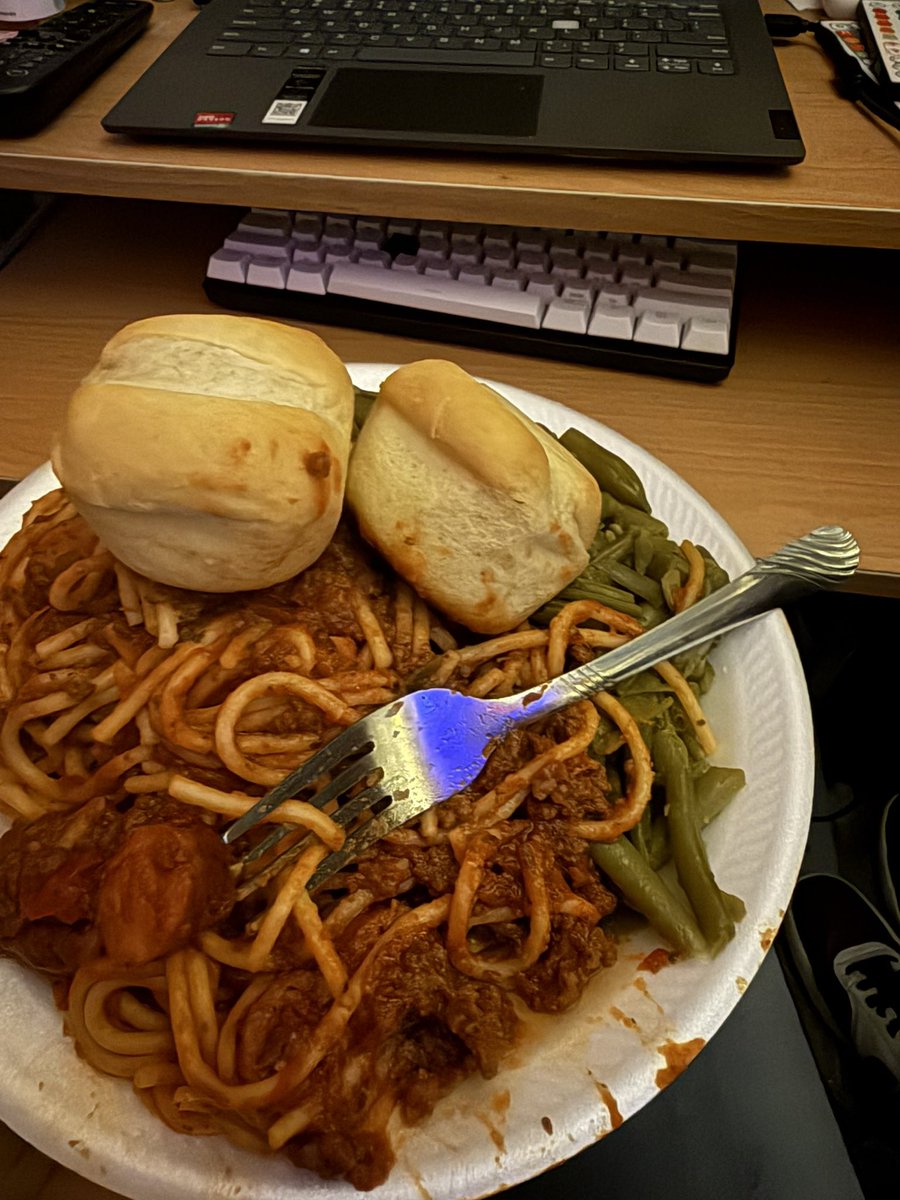 KClark2000's tweet photo. Eating good right now https://t.co/BQo6ZGrbtF