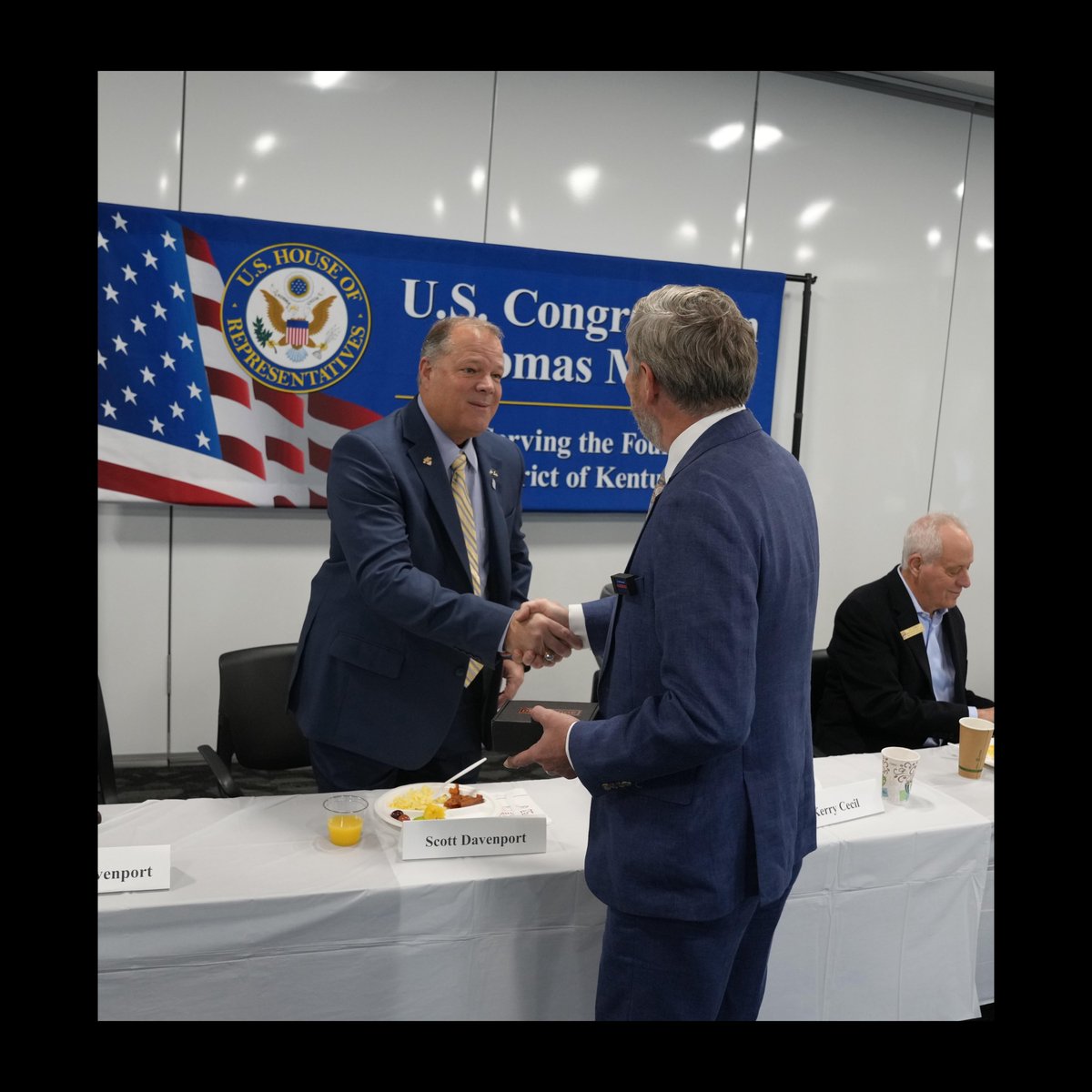 RepThomasMassie's tweet image. Saturday, my staff and I hosted Interview Day for U.S. Service Academy applicants from Kentucky&apos;s 4th District.

My interview panel (panelists pictured below) use their expertise to pick the most qualified and dedicated candidates. I wish each of the applicants the best.