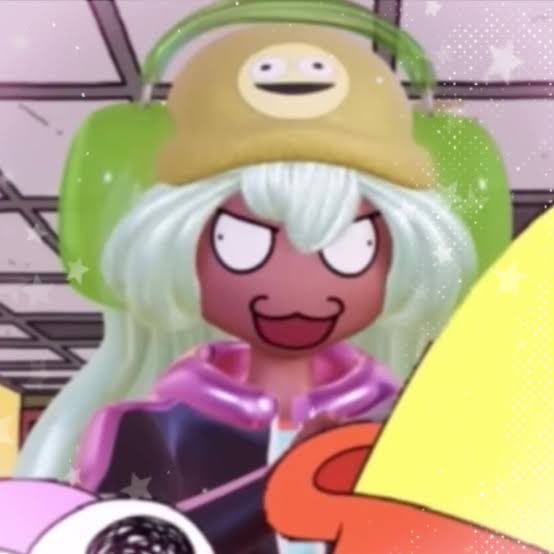 SoopHwoop's tweet image. CUZ I GOT A COUPLE DENTS IN MY FENDER
GOT A COUPLE RIPS IN MY JEANS