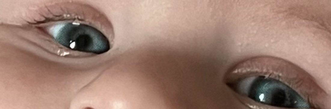 Ces yeux mes aïeux, ces yeux, je fonds (même à la 3e dent alors que je bosse demain)