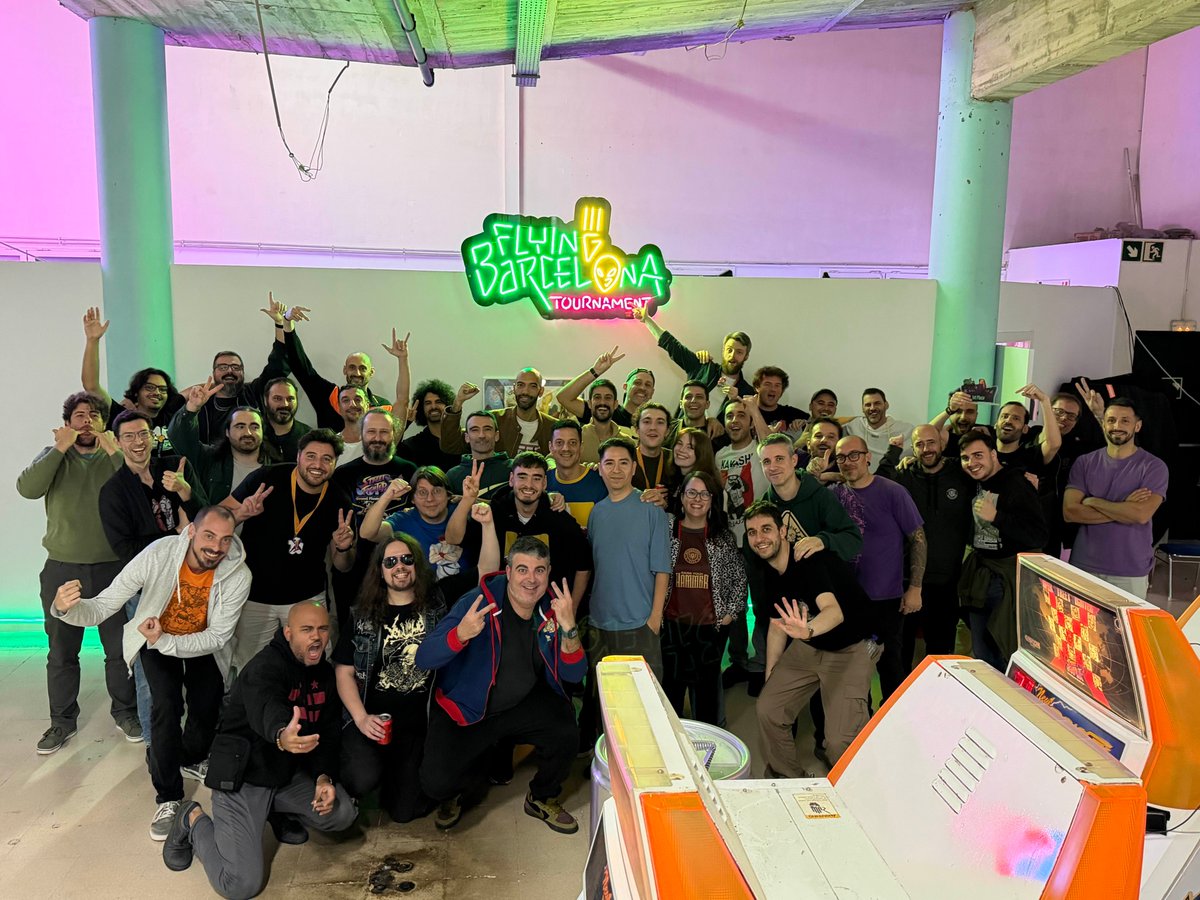 Oh boy what a weekend. A lovely city, so many friends, a lot of cabs, a fridge full of beers : what could go wrong ?
4th in the solo tournament
2nd in the 2v2 tournament with <a href="/Kazel2X/">Kazel</a>
Thank you <a href="/2XBCN/">2XBCN</a>, <a href="/RickiTTT/">Rick Rubi</a> and the whole spanish community for such an event ! You guys rock !