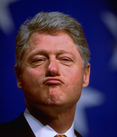 🚨ALERTA DE FOFURA: Presidente Donald Trump e Ex-presidente Bill Clinton assumem seu relacionamento ao público.