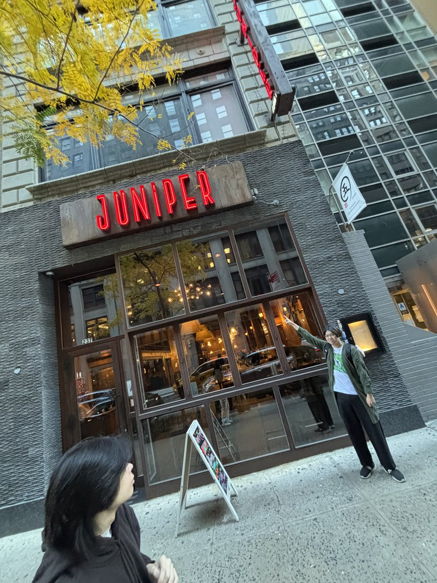 jadevzn's tweet image. excited to announce @JUN1POD has opened a business in new york city come support her please