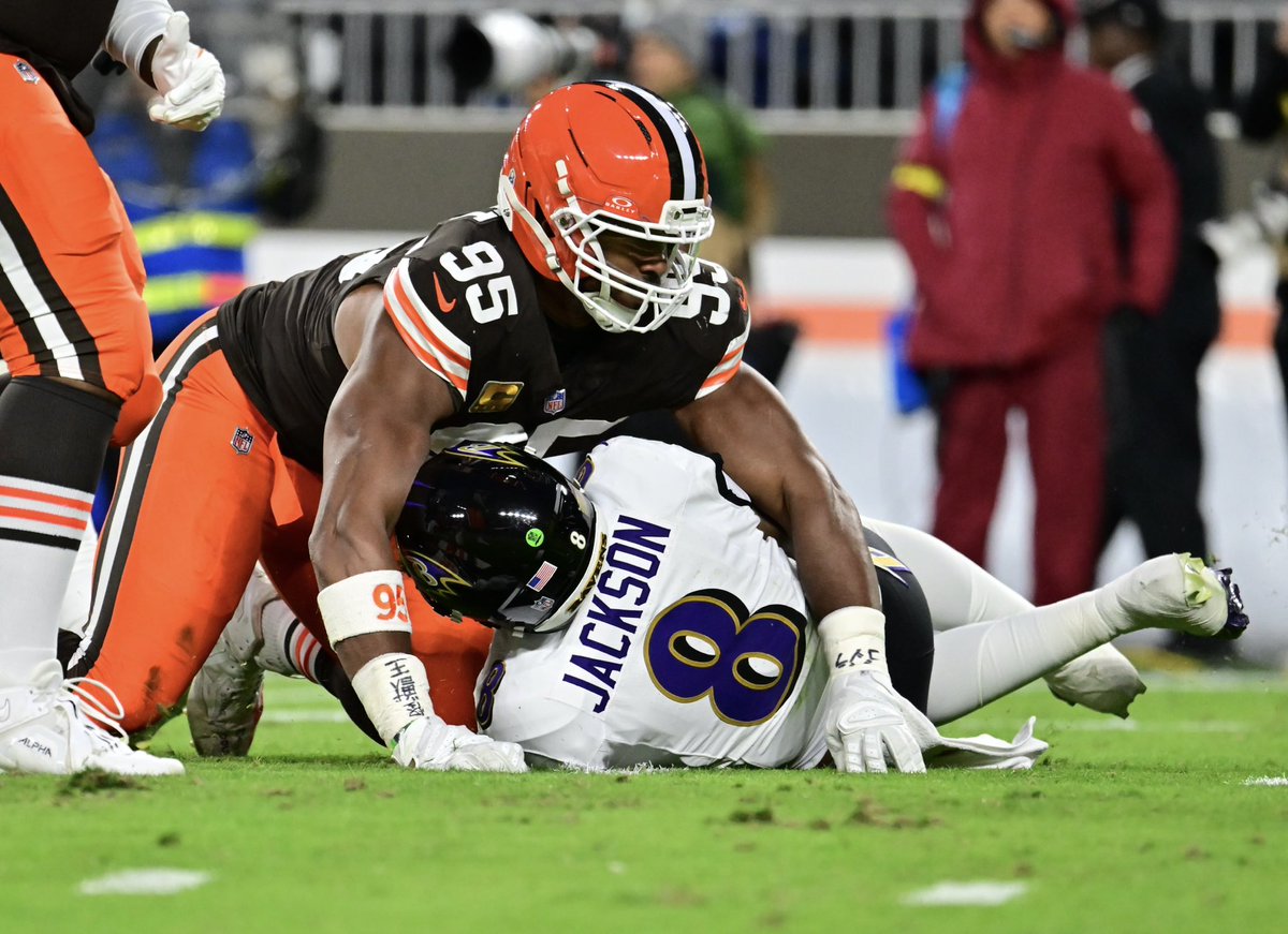 Lamar Jackson, Patrick Mahomes, and Sam Darnold today

TD: 0
INT: 7