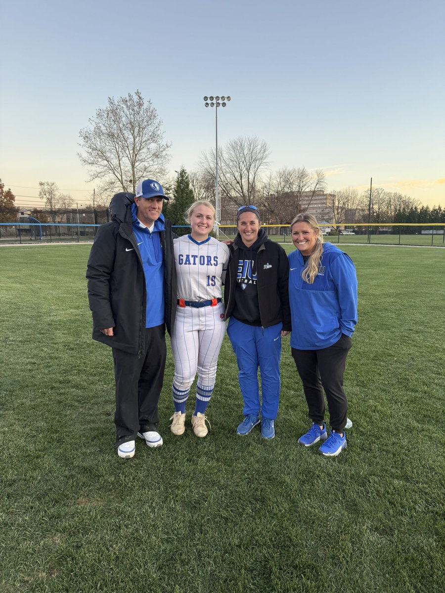 I had such a great time at the <a href="/EIU_Softball/">Eastern Illinois Softball</a> camp. Lots of great drills, learning, and good talks with staff and players! Go Panthers!

<a href="/Coach_KPaulson/">Kristi Paulson - EIU Softball</a> <a href="/coachDp16/">Dan Paulson</a> <a href="/CoachD_sball/">Denise Godwin</a> <a href="/denaedsantini/">Denaed Santini</a> <a href="/GatorsPremier09/">Gators Premier 16U Carden</a> <a href="/nlsportsperf/">Next Level Sports Performance</a> <a href="/CoastRecruits/">Coast 2 Coast Recruits</a> <a href="/CoastRecruitsSB/">Coast Recruits 🥎</a> <a href="/LineDsoftball/">Line Drive Media</a>