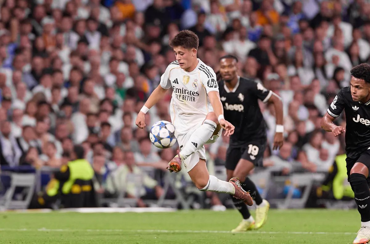 Unpopular opinion: 

Arda Güler as deep playmaker is my favorite.