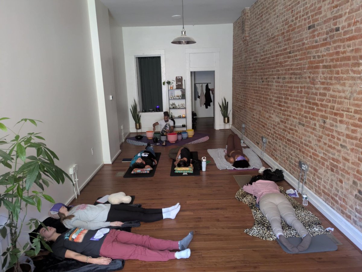leonwizwhite's tweet image. Today’s InnerG was truly next-level.
Sending love and deep gratitude to everyone who showed up and allowed themselves to be guided into another healing dimension. The InnerG we created together was powerful, intentional, and transformational. #healing #meditation #innerpeace