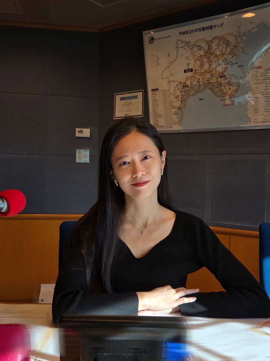 LovelyDay847's tweet image. おはようございます❗️
月曜日のLovely Dayスタート！📻

今日のさや姉！✨📸
(@sayakakondo_tw)

街角リポーター
フジタ(@machikadofujita)くんは
#羽沢横浜国大駅 からリポート！🎤 

メッセージは
💌lovely@fmyokohama.jpまで！💌

#lovelyday847
#FMヨコハマ