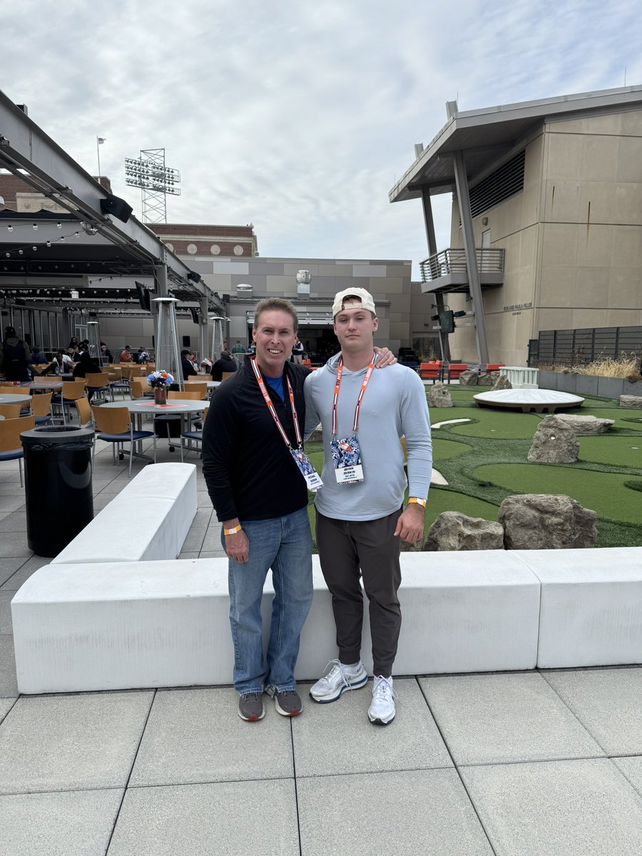 Quinn Durkin tweet media